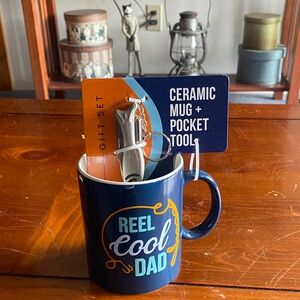 No name brand gift set for dad
